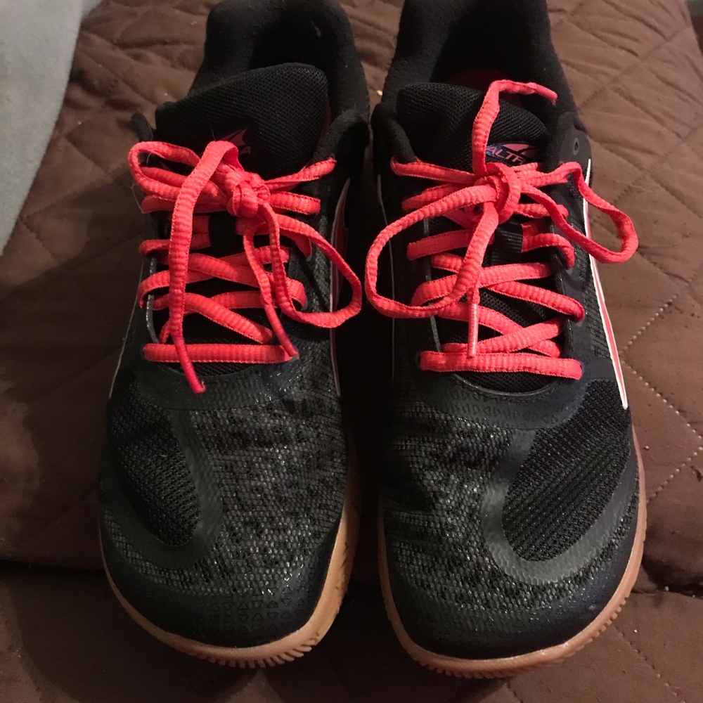 Altra Hiit